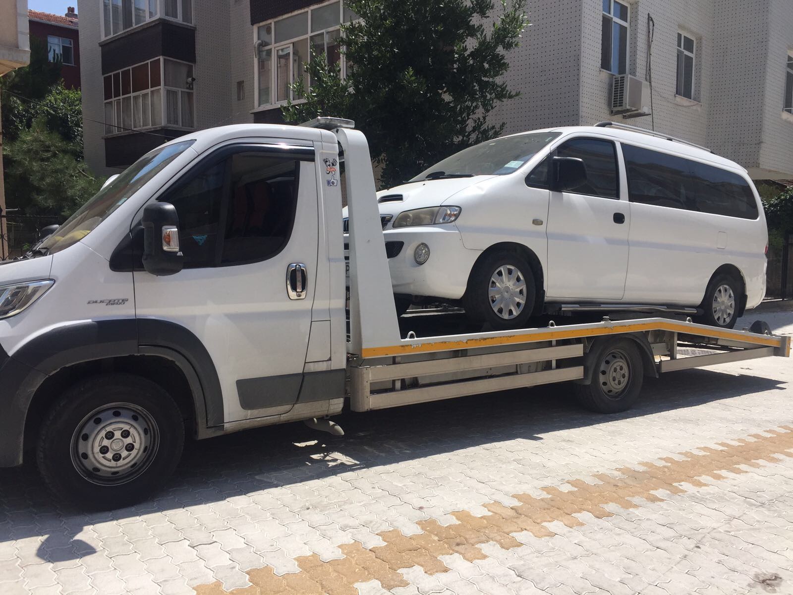 Zuhuratbaba Oto Çekici, Kurtarıcı ve Yol Yardım